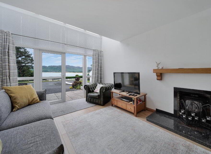 2 Fanad Way, Portsalon, F92W266