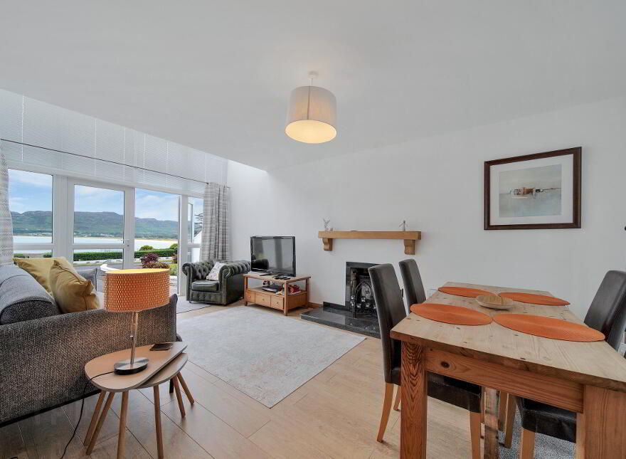 2 Fanad Way, Portsalon, F92W266