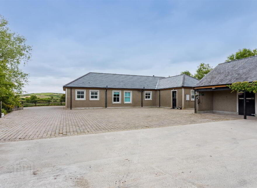 5a Killyleagh Road, Saintfield, BT24 7EJ