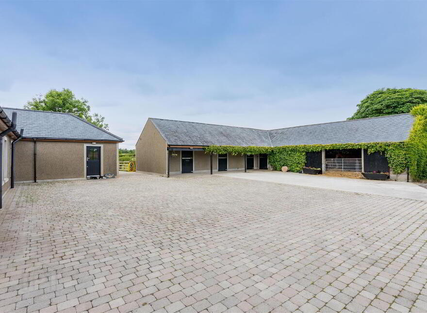5a Killyleagh Road, Saintfield, BT24 7EJ