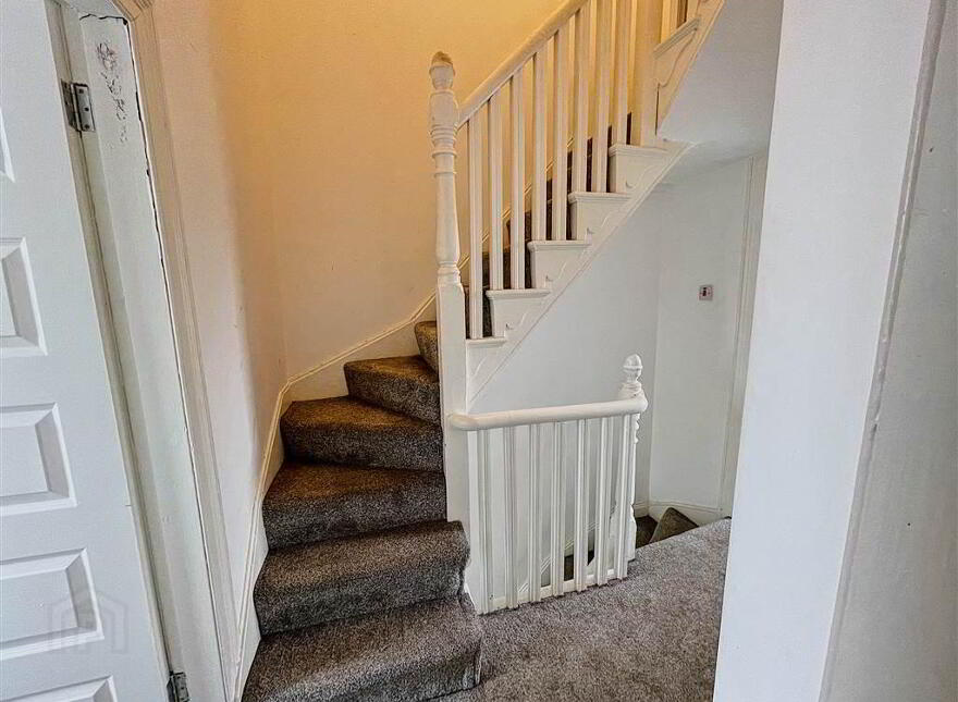 427 Springfield Road, Belfast, BT12 7DJ