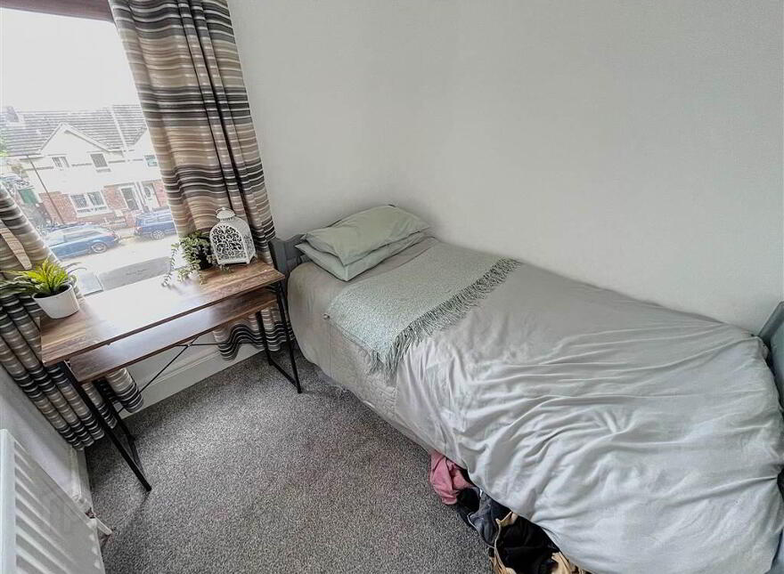 427 Springfield Road, Belfast, BT12 7DJ