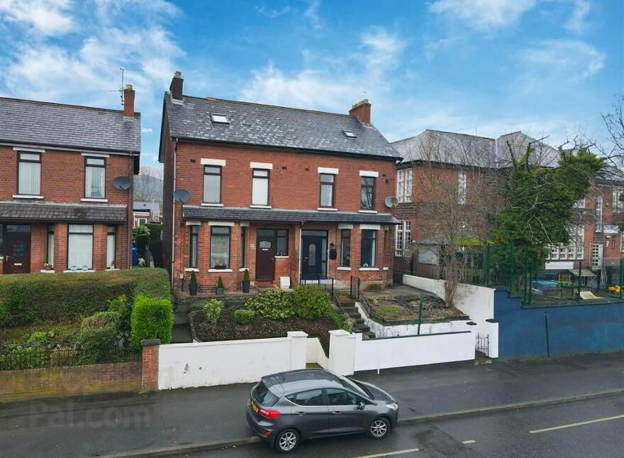 427 Springfield Road, Belfast, BT12 7DJ photo