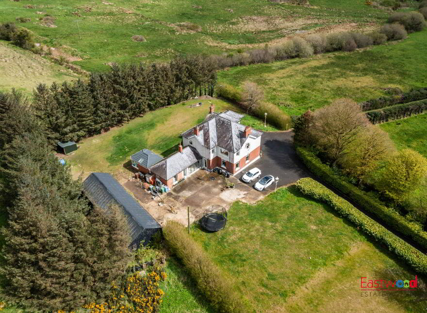 Castlerobin House, 2 Braithwaites Road, And Lands, Lisburn, BT28 3SW