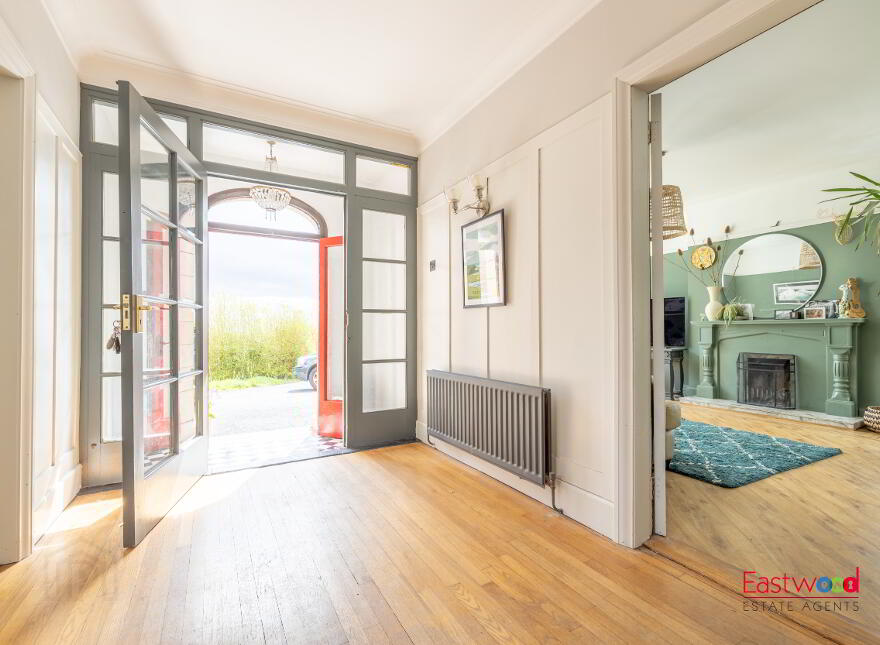 Castlerobin House, 2 Braithwaites Road, And Lands, Lisburn, BT28 3SW