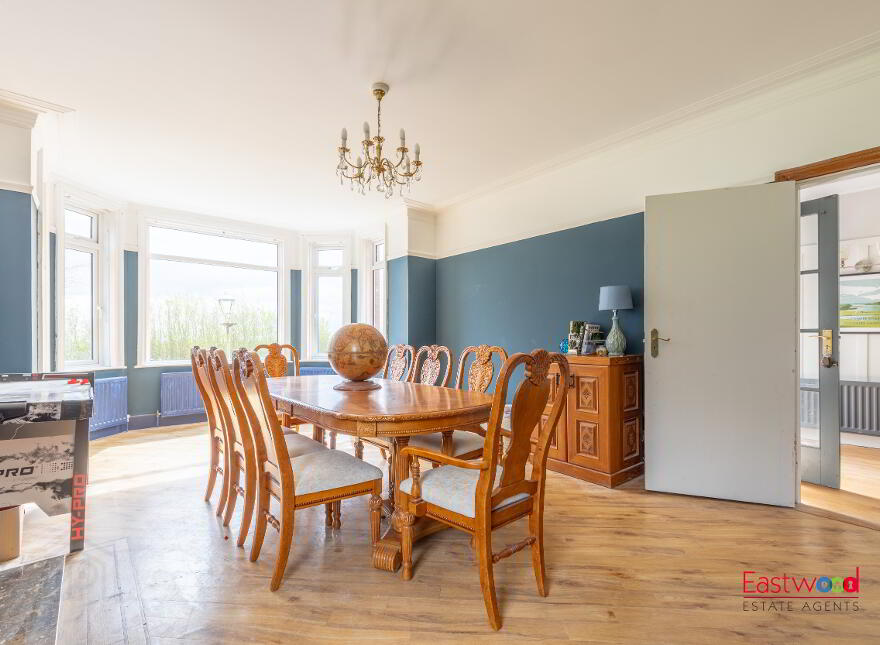 Castlerobin House, 2 Braithwaites Road, And Lands, Lisburn, BT28 3SW