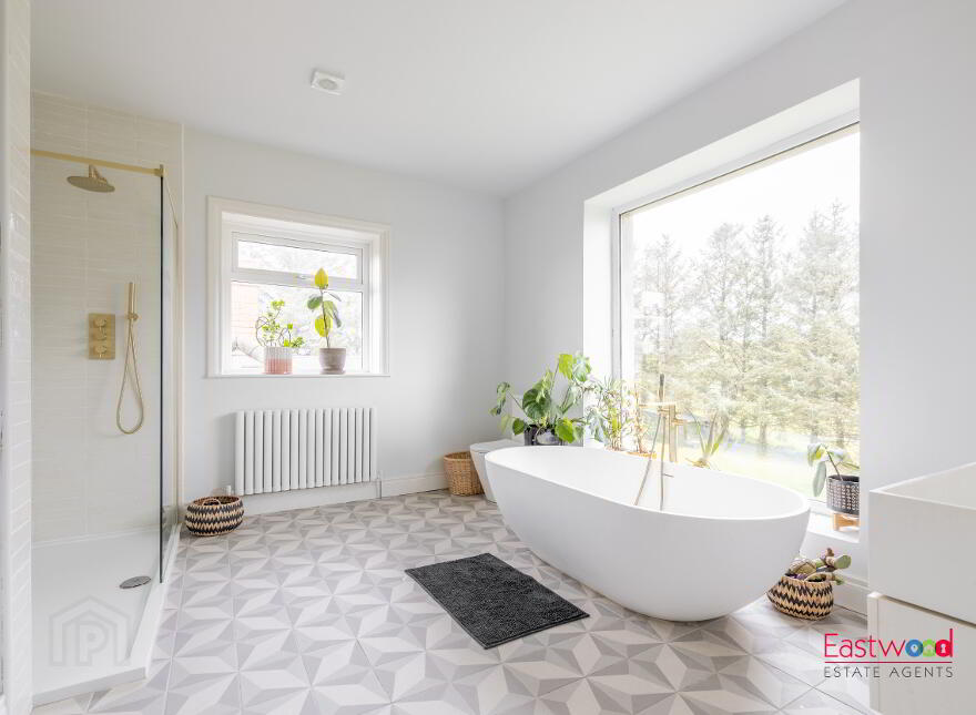 Castlerobin House, 2 Braithwaites Road, And Lands, Lisburn, BT28 3SW