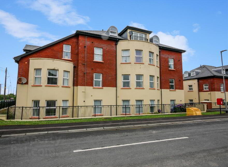 4 Baronscourt Manor, Saintfield Road, Carryduff, Belfast, BT8 8FF photo