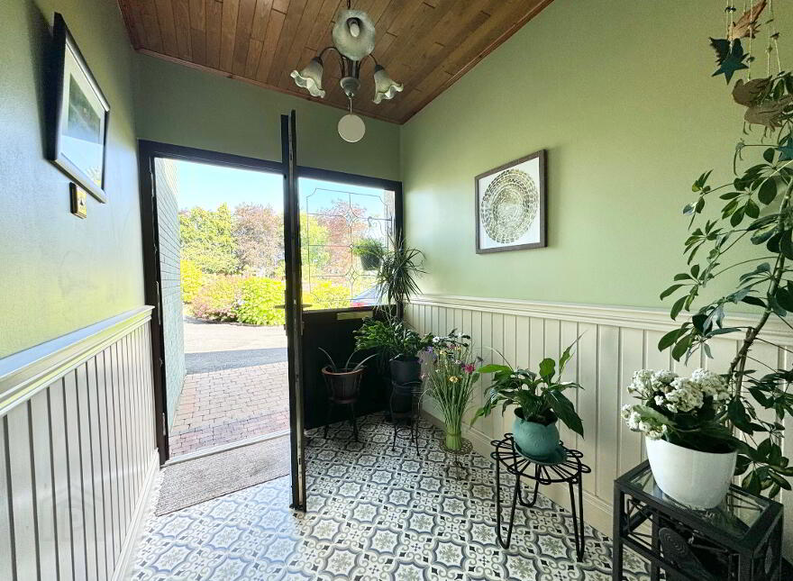 13 Carnalea Road, Omagh, BT78 2BY