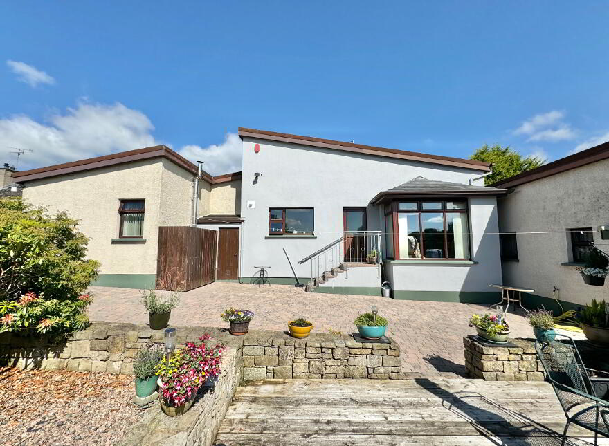 13 Carnalea Road, Omagh, BT78 2BY