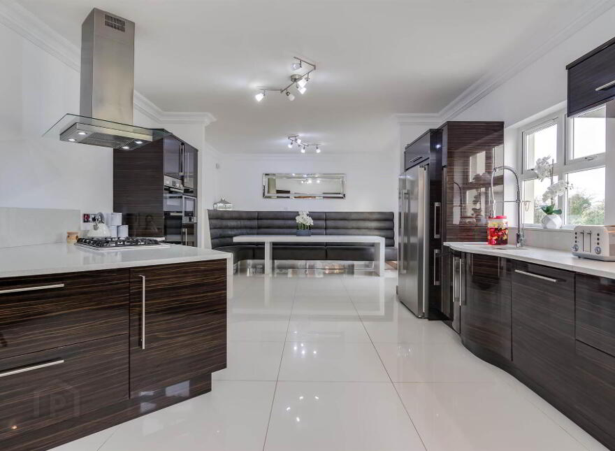 34 Ballysallagh Road, Dromore, BT25 1PD
