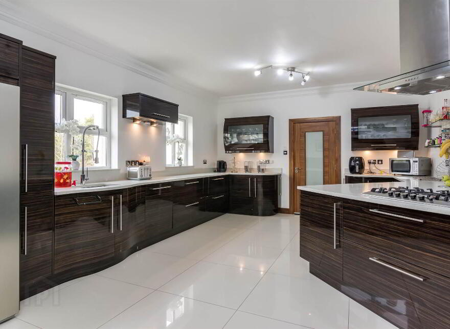 34 Ballysallagh Road, Dromore, BT25 1PD