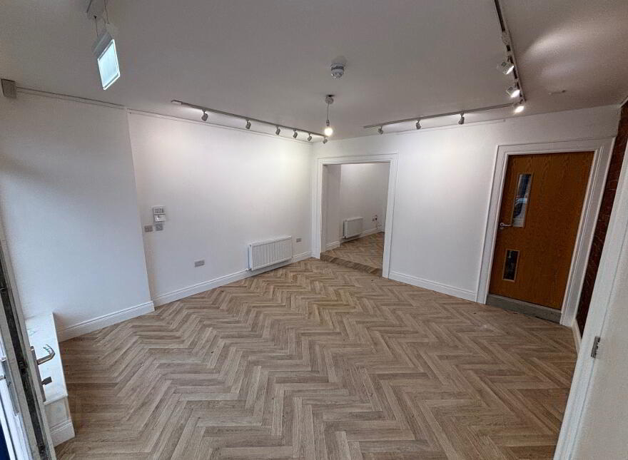 Hot Food Takeaway / Restaurant, 409 Ormeau Road, Refurbished Unit, Belfast, BT7 3GP