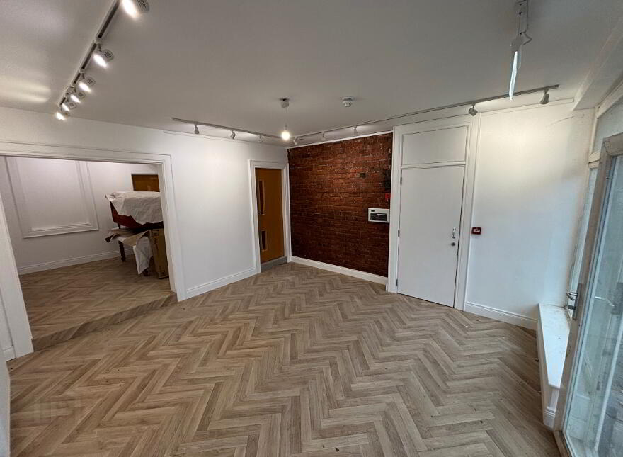 Hot Food Takeaway / Restaurant, 409 Ormeau Road, Refurbished Unit, Belfast, BT7 3GP