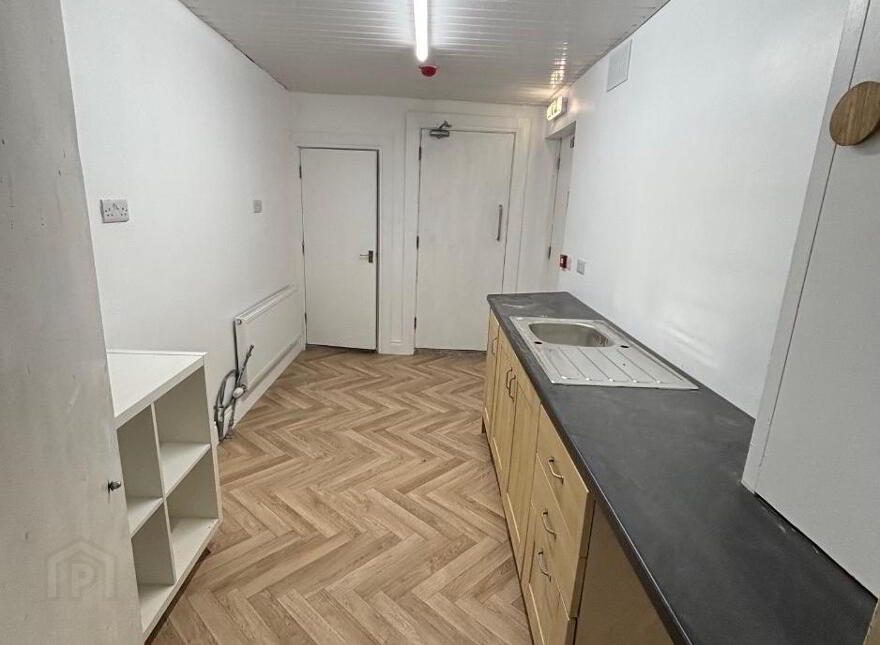 Hot Food Takeaway / Restaurant, 409 Ormeau Road, Refurbished Unit, Belfast, BT7 3GP