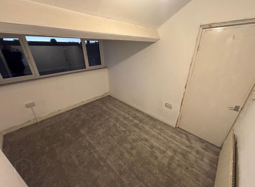 Hot Food Takeaway / Restaurant, 409 Ormeau Road, Refurbished Unit, Belfast, BT7 3GP