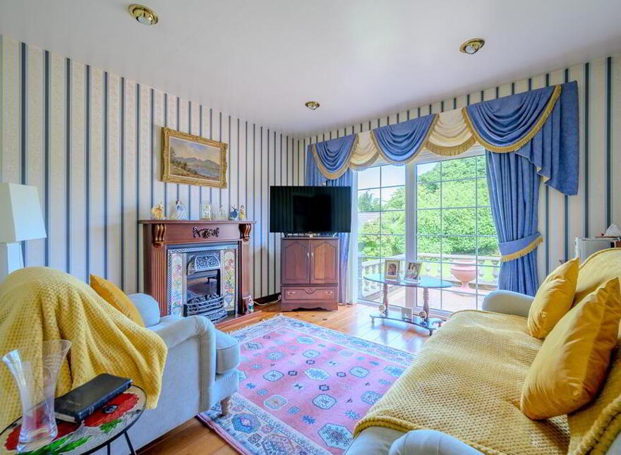 180 Bangor Road, Holywood, BT18 0BY