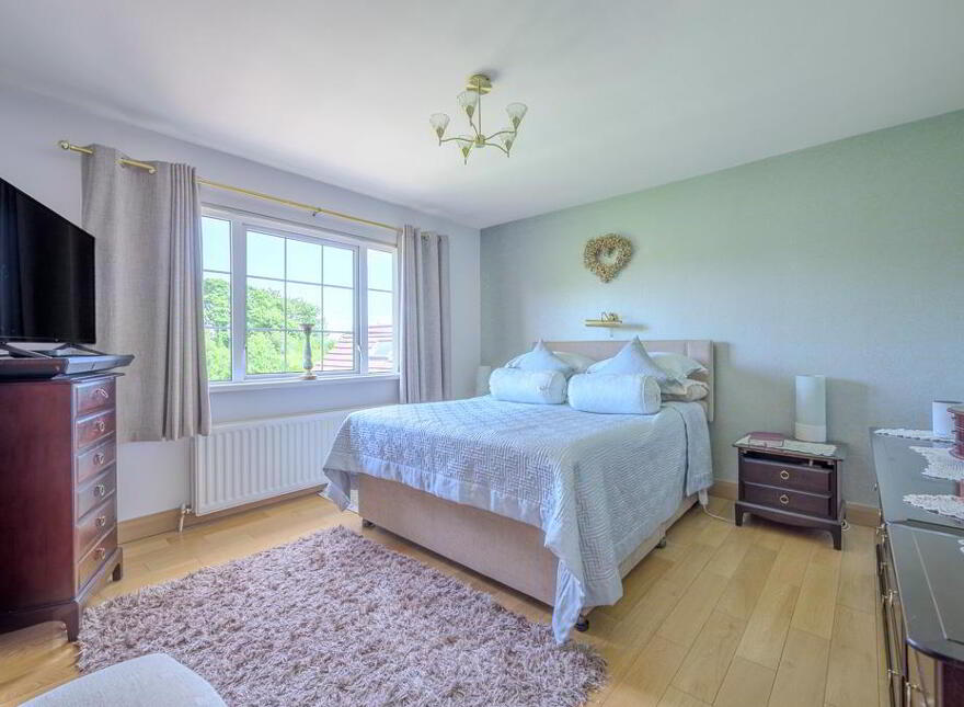 180 Bangor Road, Holywood, BT18 0BY
