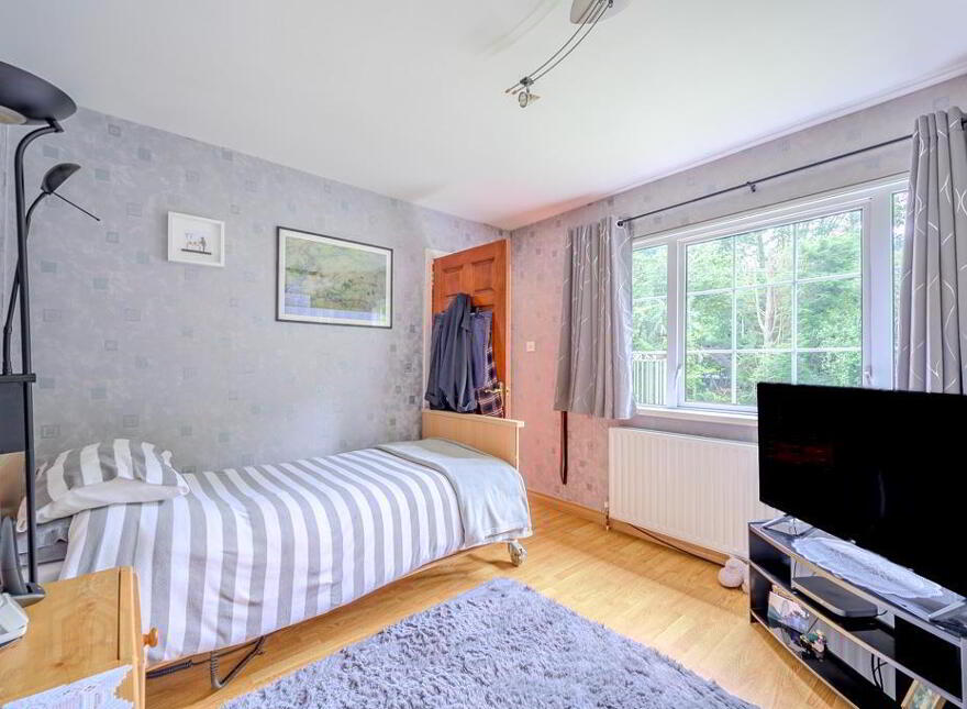 180 Bangor Road, Holywood, BT18 0BY