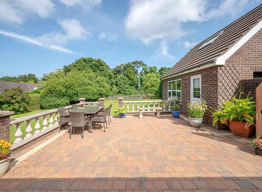 180 Bangor Road, Holywood, BT18 0BY