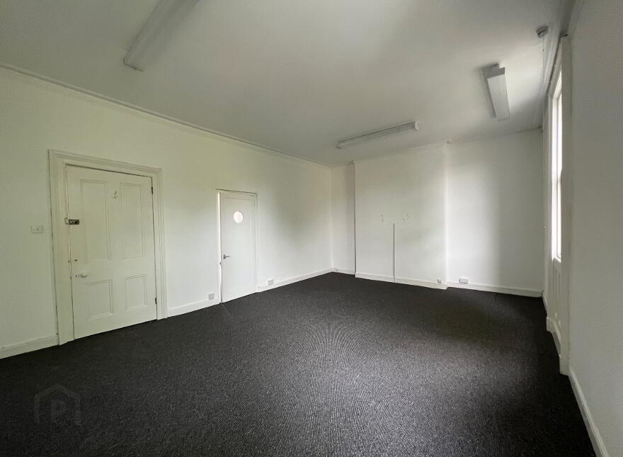 52 Elmwood Avenue, Belfast, BT9 6AZ