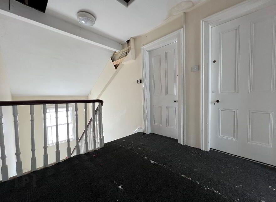 52 Elmwood Avenue, Belfast, BT9 6AZ