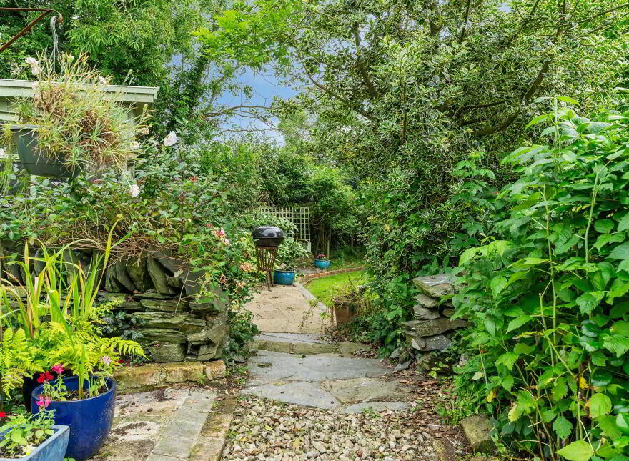 Ashvale, 3 Ballydoonan Road, Greyabbey, Newtownards, BT22 2LP