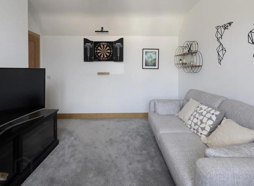 Stoneleigh House, Cork Road, Mallow, P51V9DC