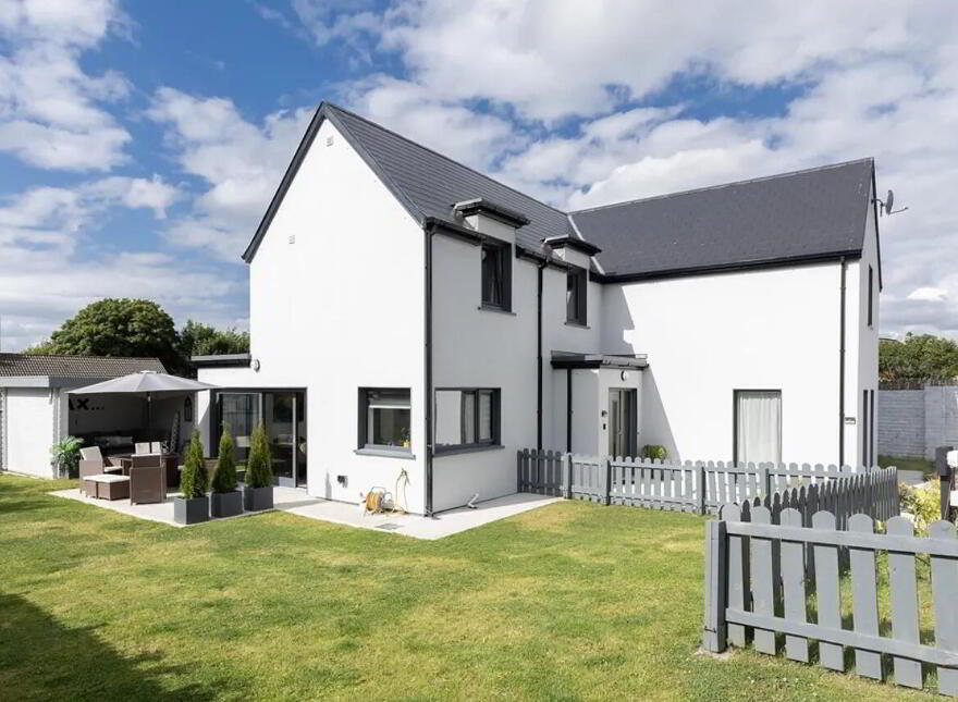 Stoneleigh House, Cork Road, Mallow, P51V9DC