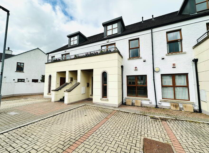 40 Tullymore Garden, Broughshane, Ballymena, BT43 7GU photo