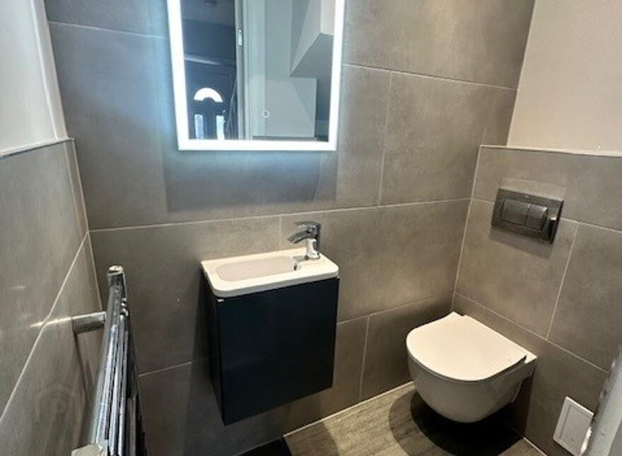 146 Ulsterville Avenue, Belfast, BT9 7BB