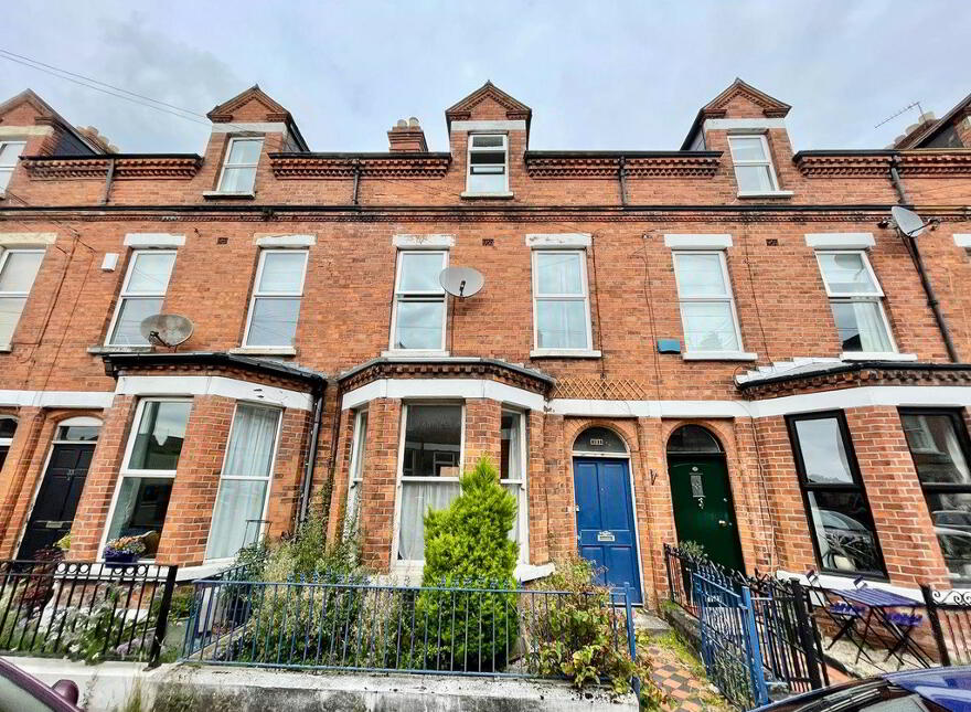 31 Rossmore Avenue, Ormeau Road, Belfast, BT7 3HB photo