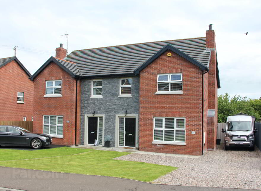 68 Moss View, Waringstown, BT66 7LL photo