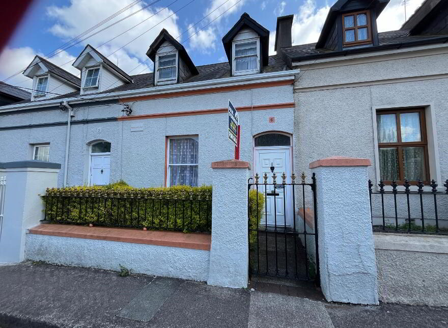 Woodland View, 6 Old Youghal Road, Dillons Cross, Cork City, T23A2V0 photo