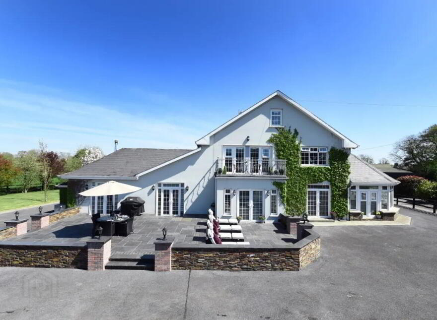 Lisnagar Demesne, Rathcormac, P61DA00