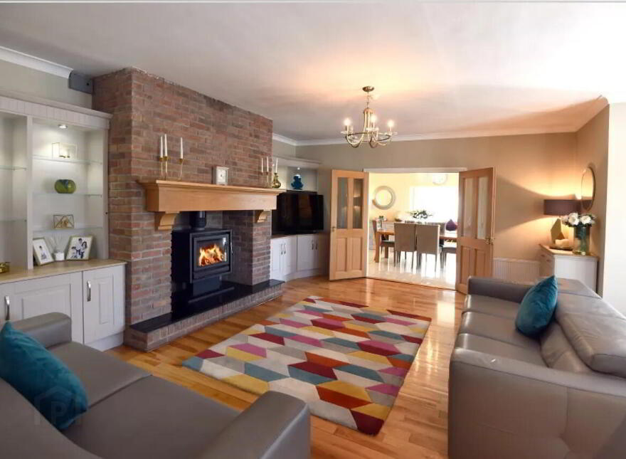 Lisnagar Demesne, Rathcormac, P61DA00