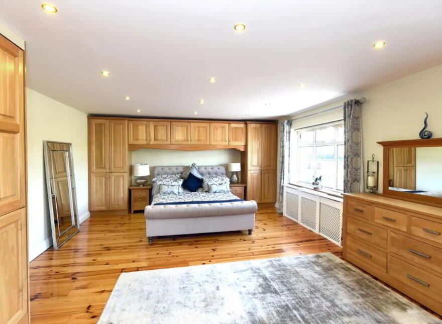 Lisnagar Demesne, Rathcormac, P61DA00