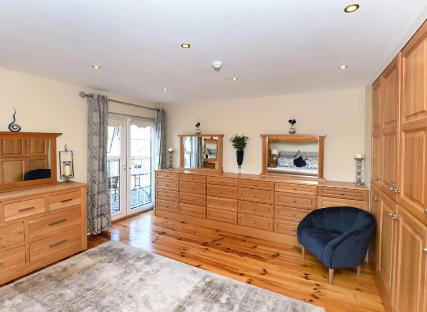 Lisnagar Demesne, Rathcormac, P61DA00