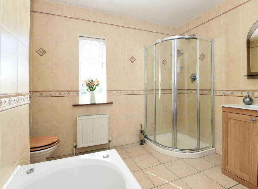 Lisnagar Demesne, Rathcormac, P61DA00