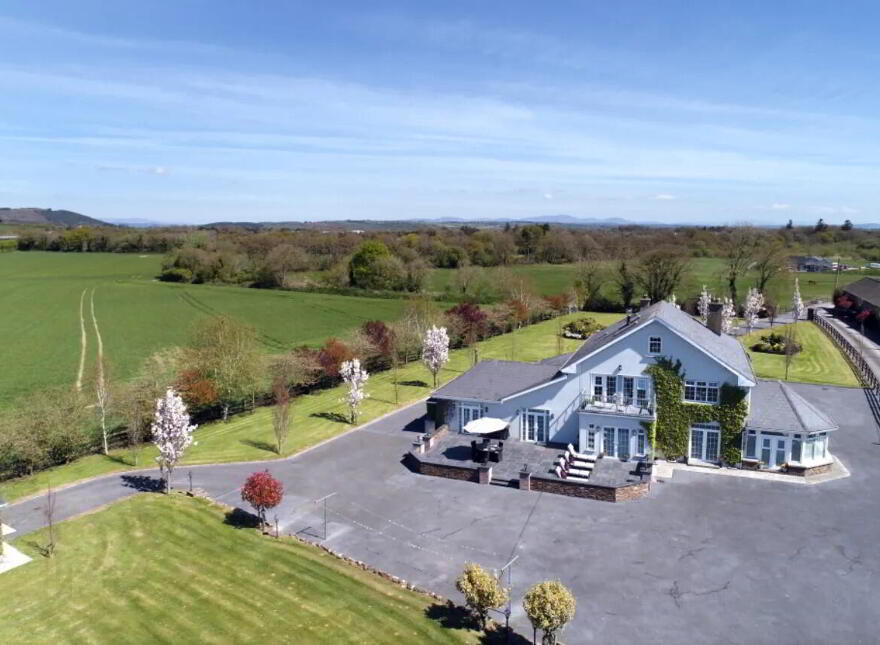 Lisnagar Demesne, Rathcormac, P61DA00