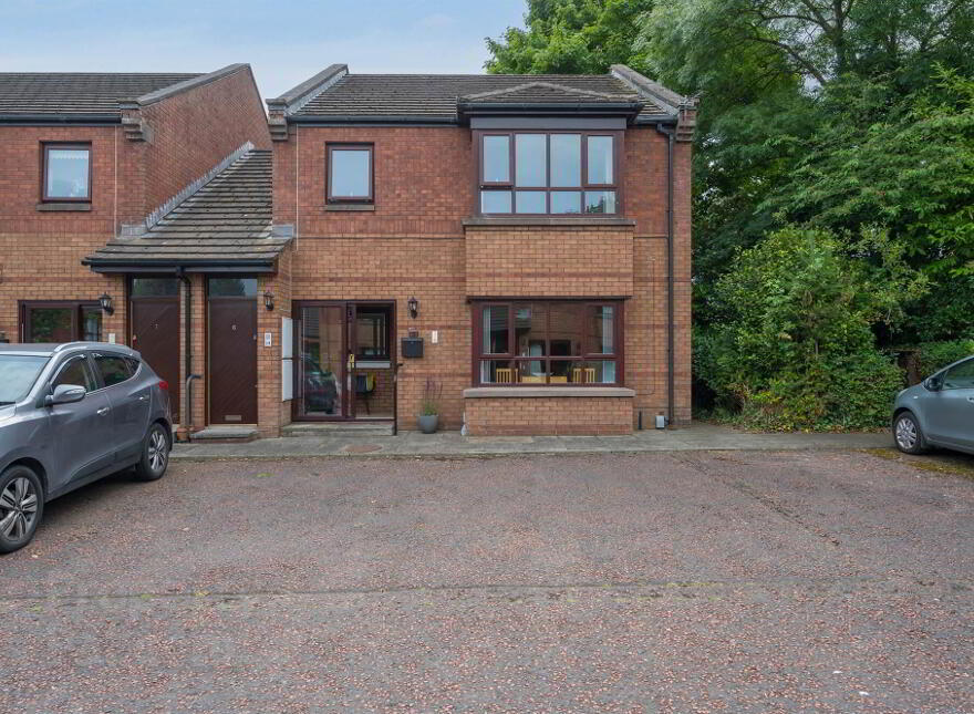 5 Cabin Hill Mews, Stormont, Belfast, BT5 7AE photo