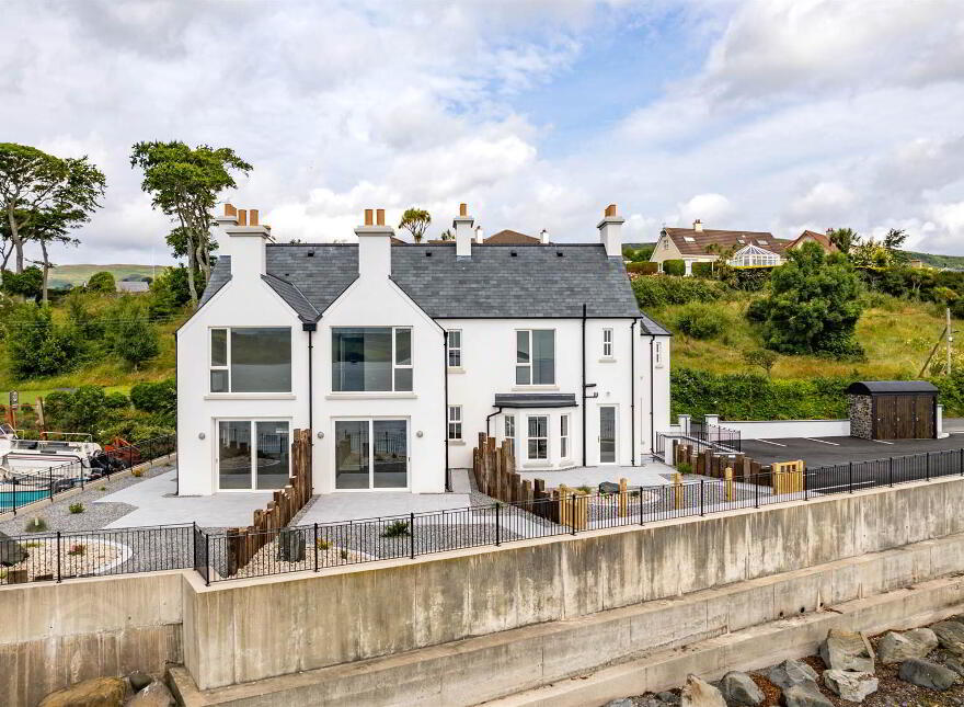 21 Harbour Road, Carnlough, BT44 0EU