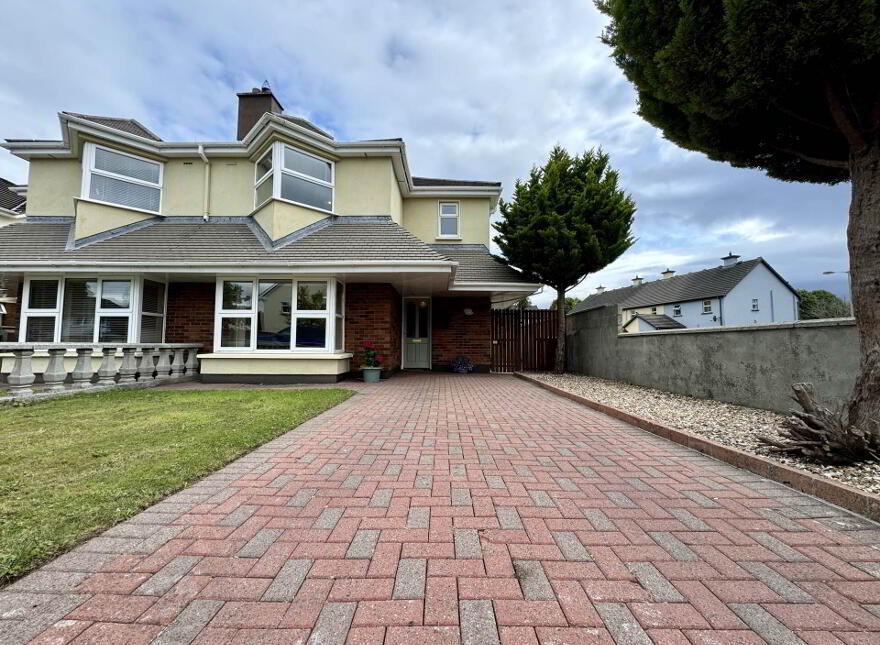 12 Roseville Avenue, Muckross Road, Killarney, V93EK0N photo