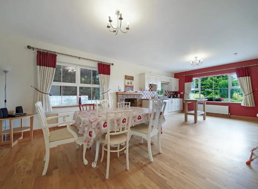 5 Ardglass, Portsalon, F92TX96
