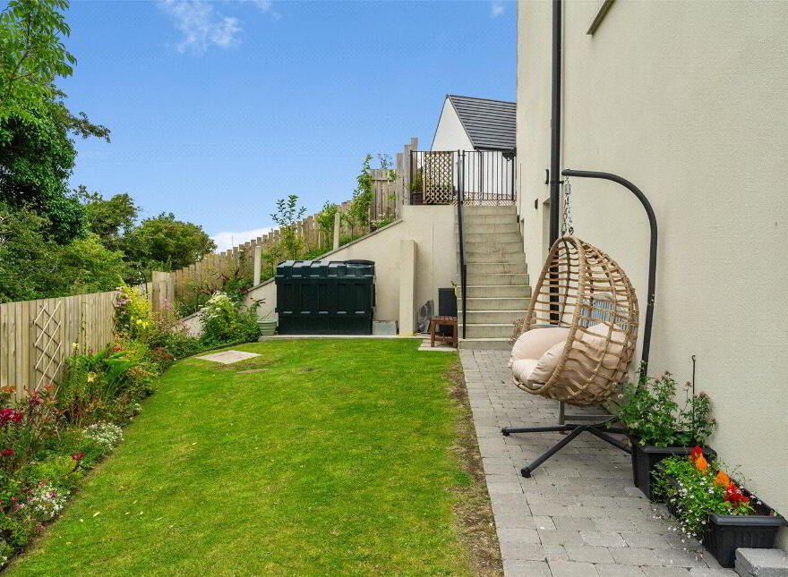 35 Sloanehill, Killyleagh, BT30 9UX