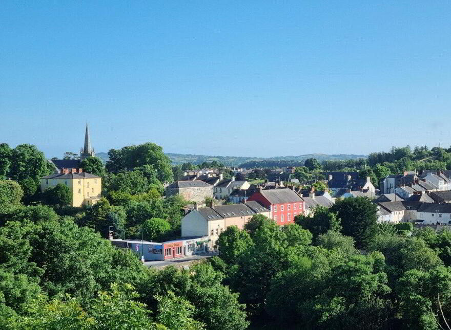 35 Sloanehill, Killyleagh, BT30 9UX