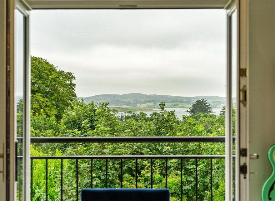 35 Sloanehill, Killyleagh, BT30 9UX