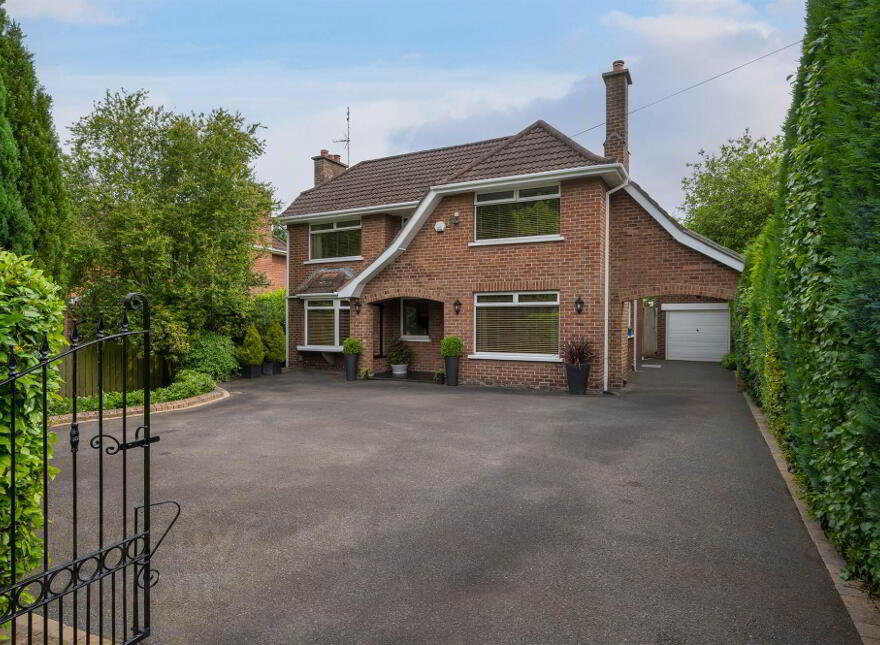 76 Harberton Park, Belfast, BT9 6TT photo