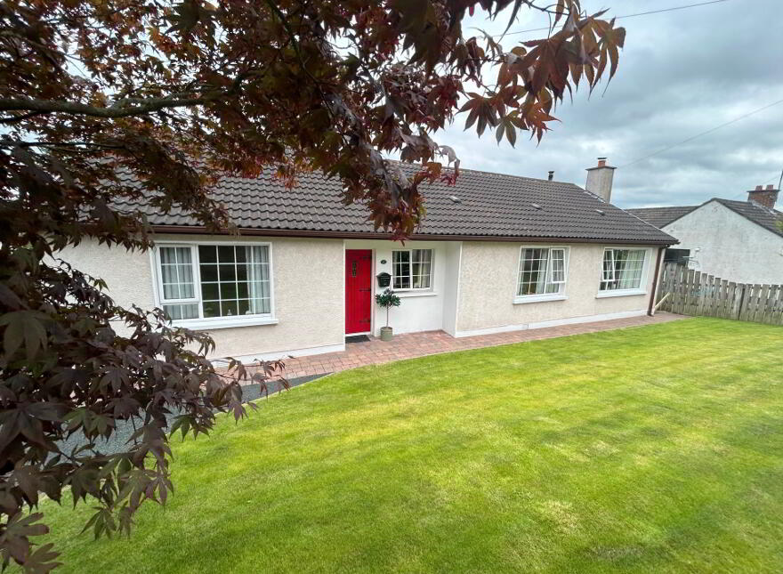 30 Sunningdale, Kevlin Road, Omagh, BT78 1JX photo