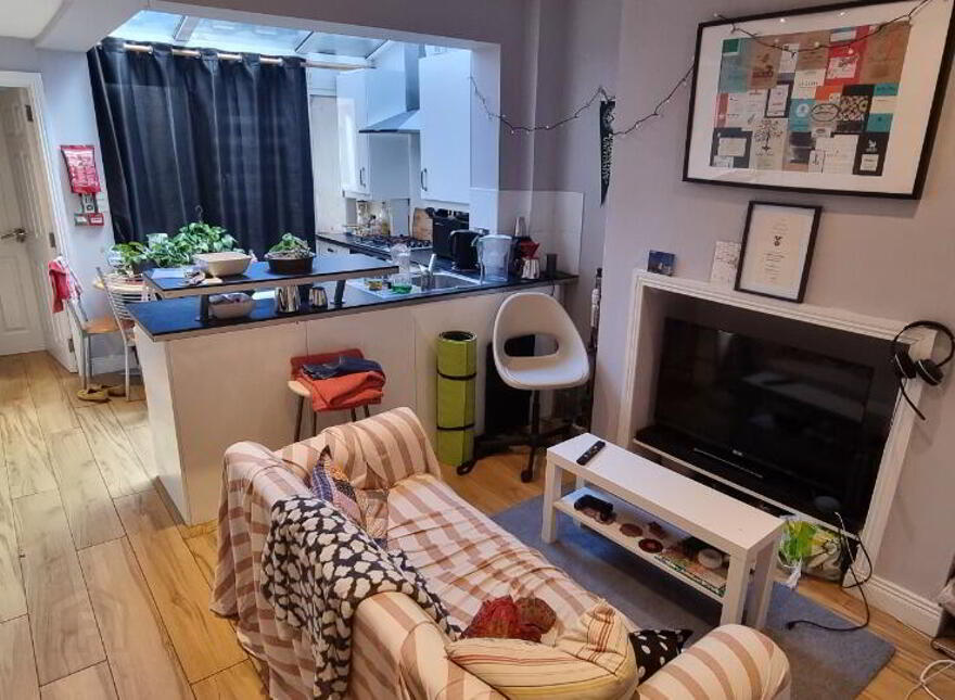 Apartment 1 28 Stranmillis Gardens, Belfast, BT9 5AS